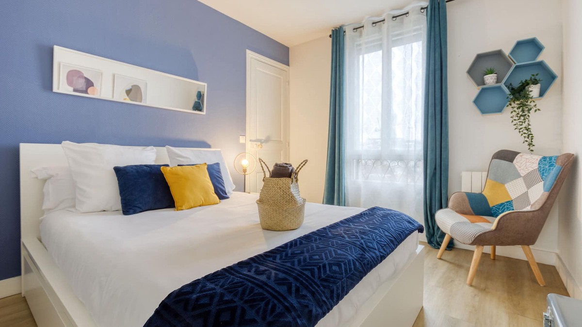 Ivry-port Apartment | 4-person apartment/Subway and train station 5 minutes/Parking/Self-check-in
