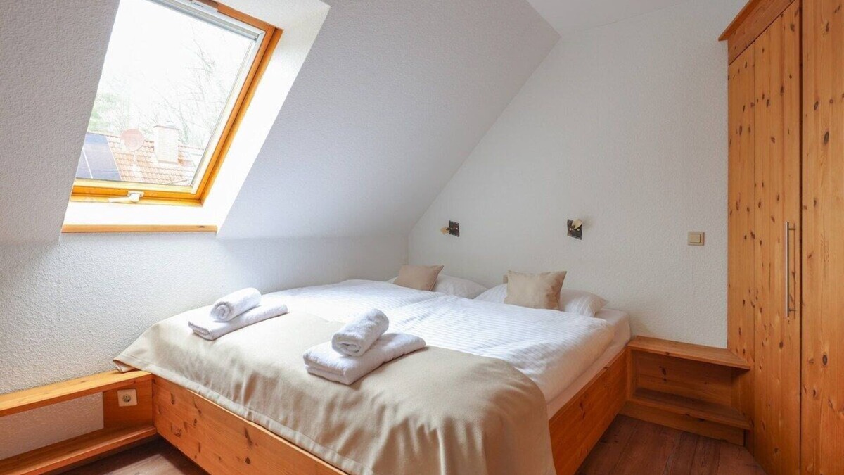 Hakenfelde Apartment | 4 person apartment in green suroundings