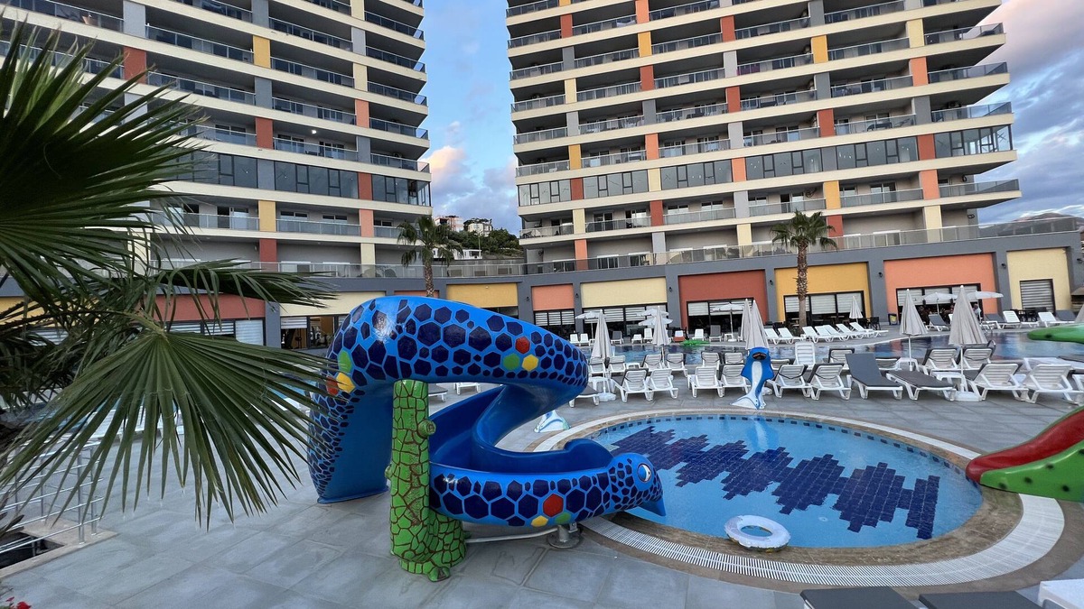 Alanya Villa | 4 Person, Apartment with Shared Pool - AWZ 251