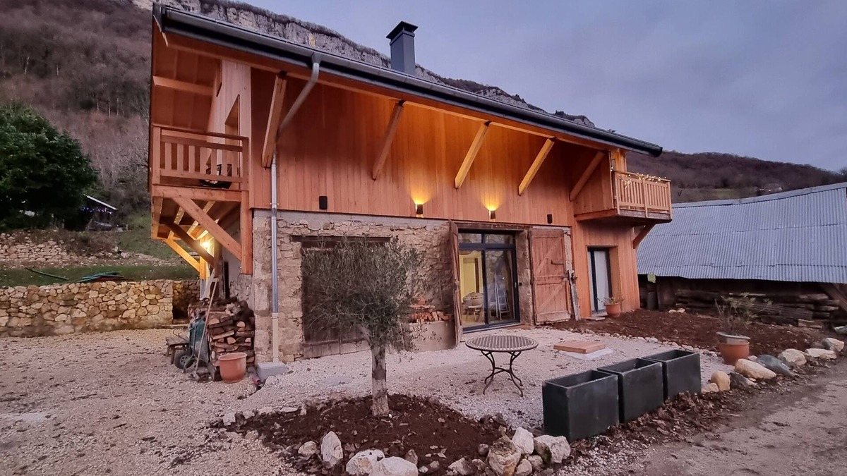 Brison-Saint-Innocent House | 4-person gîte with lake view