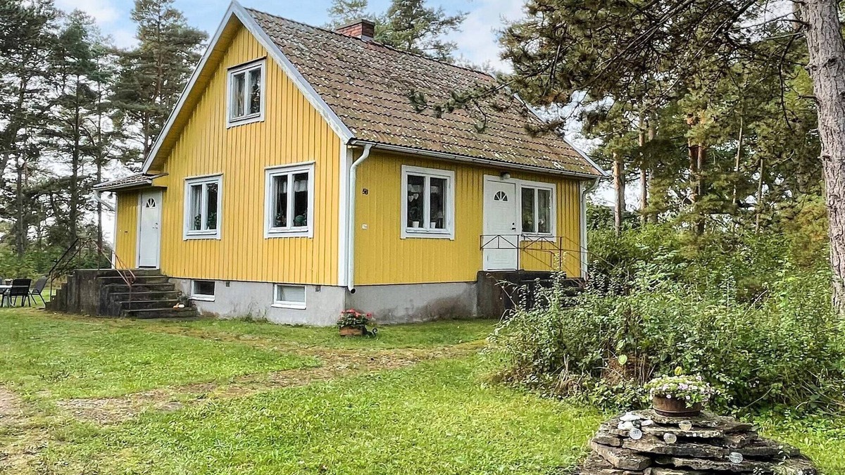Farjestaden House | 4 person holiday home in FÄRJESTADEN