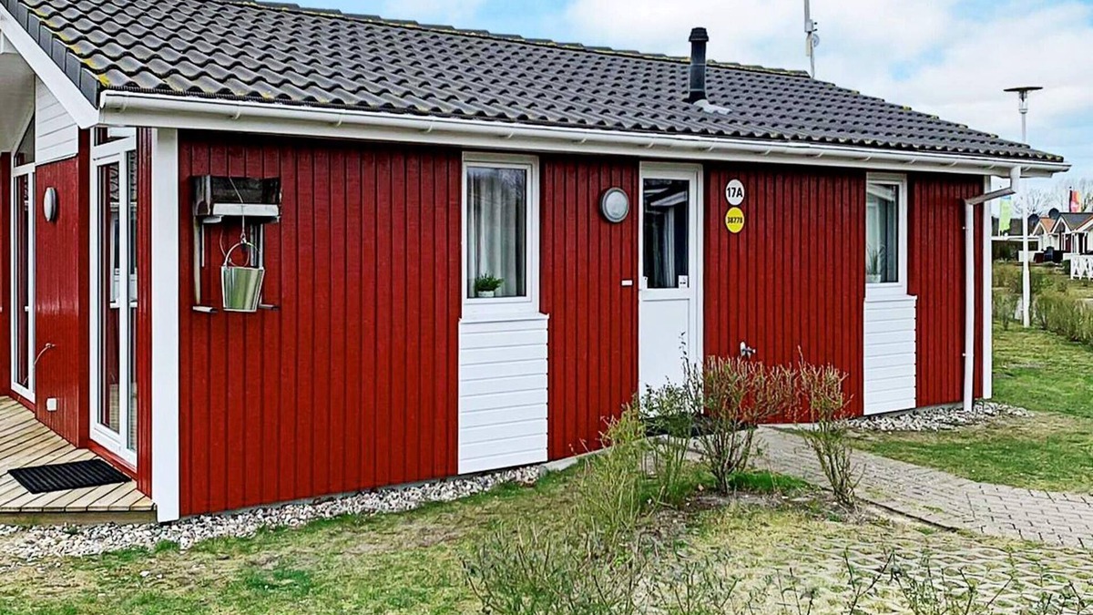 Lensterstrand House | 4 person holiday home in GROEMITZ