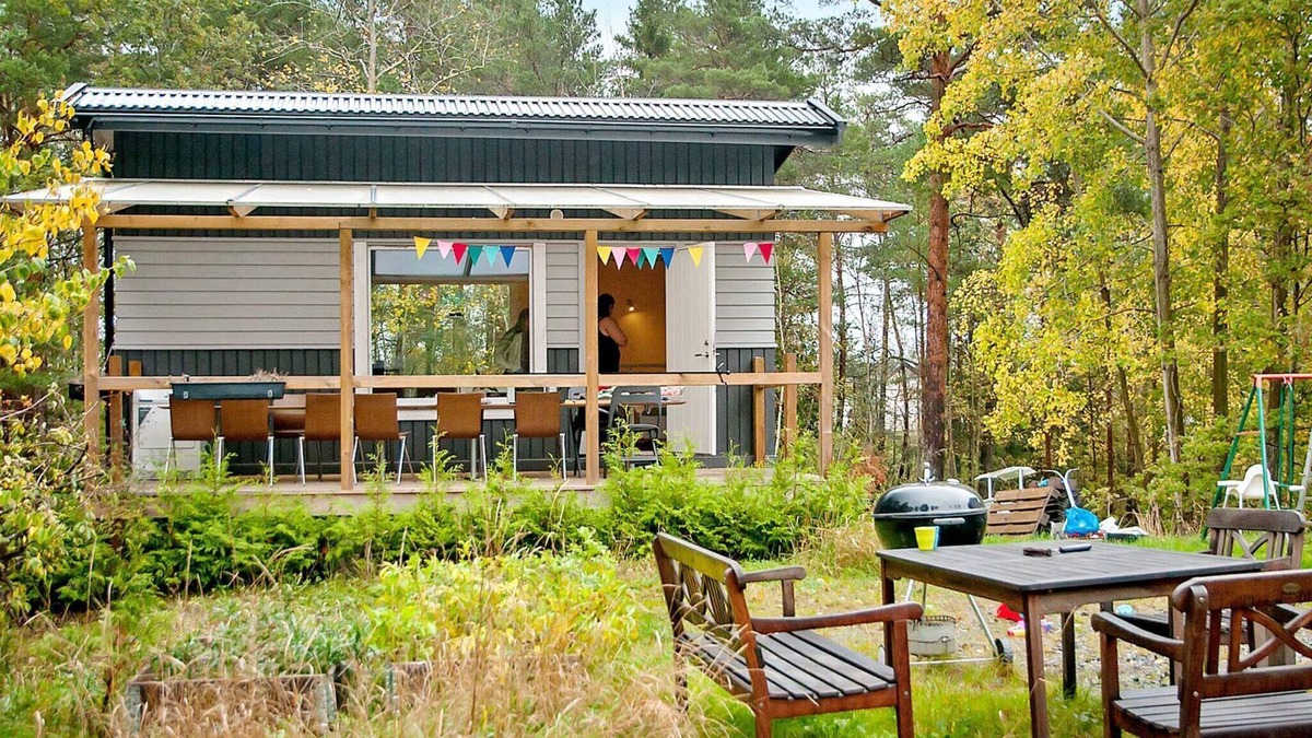 Ingaro House | 4 person holiday home in INGARÖ
