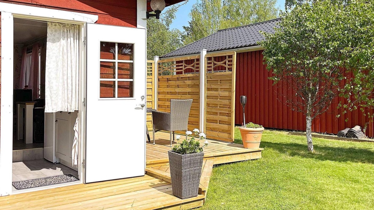 Soderkoping Municipality House | 4 person holiday home in GUSUM-By Traum