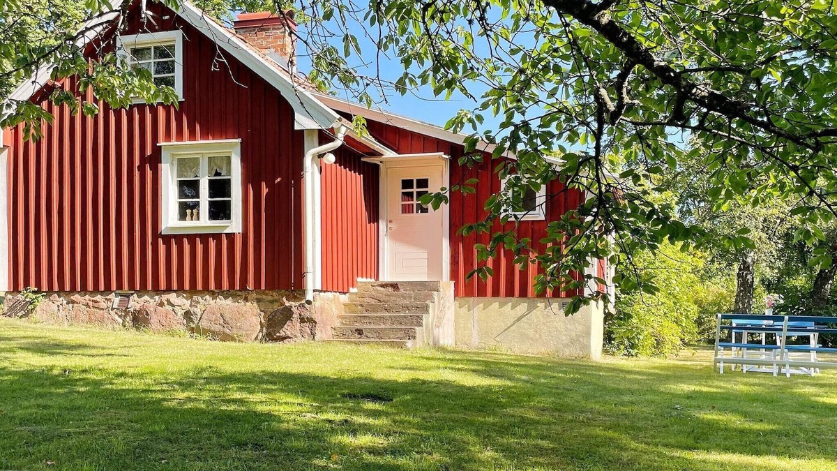 Kolboda House | 4 person holiday home in Hagby