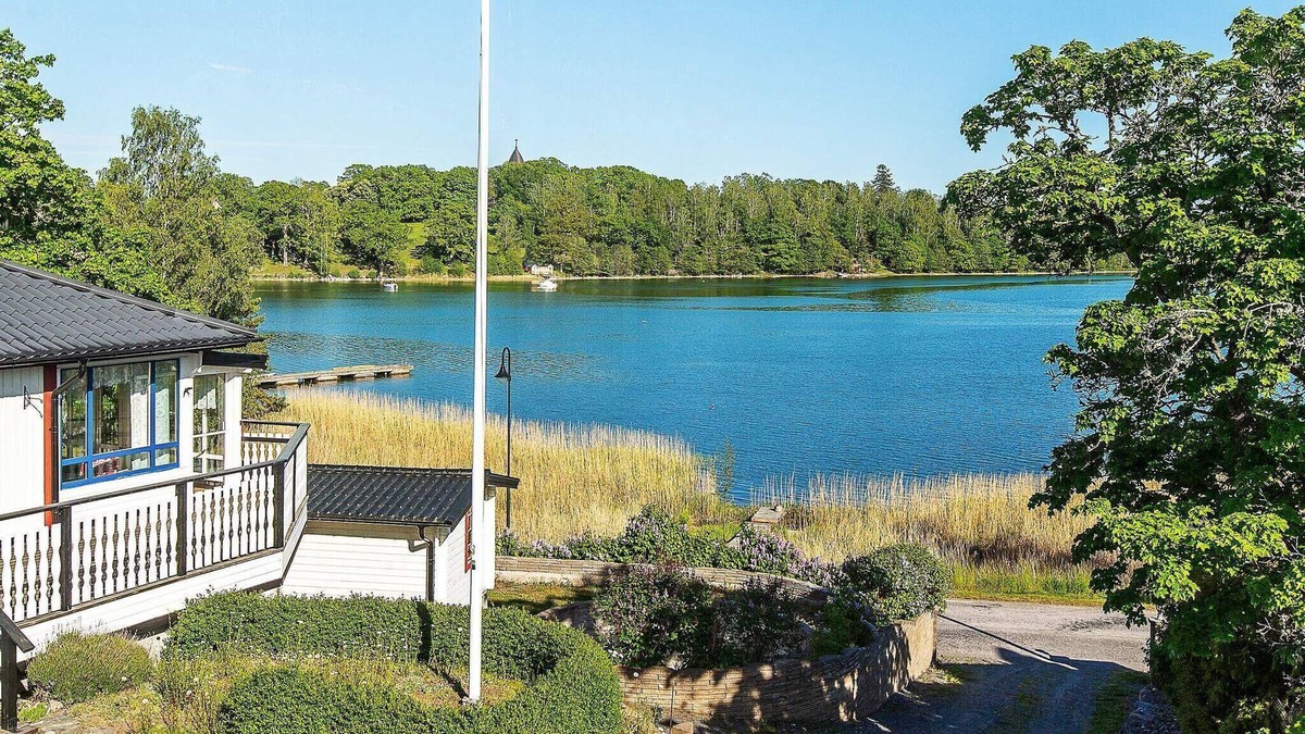 Valdemarsvik Municipality House | 4 person holiday home in VALDEMARSVIK