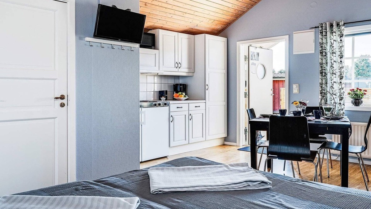 Byxelkrok House | 4 person holiday home in LÖTTORP