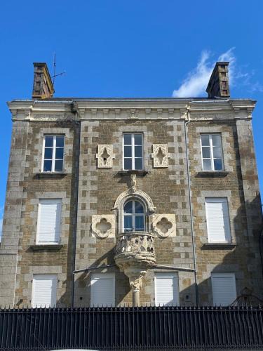 Le Bourg Apartment | 4 pièces 90 m2 5 lits Wifi dans Maison de Maître