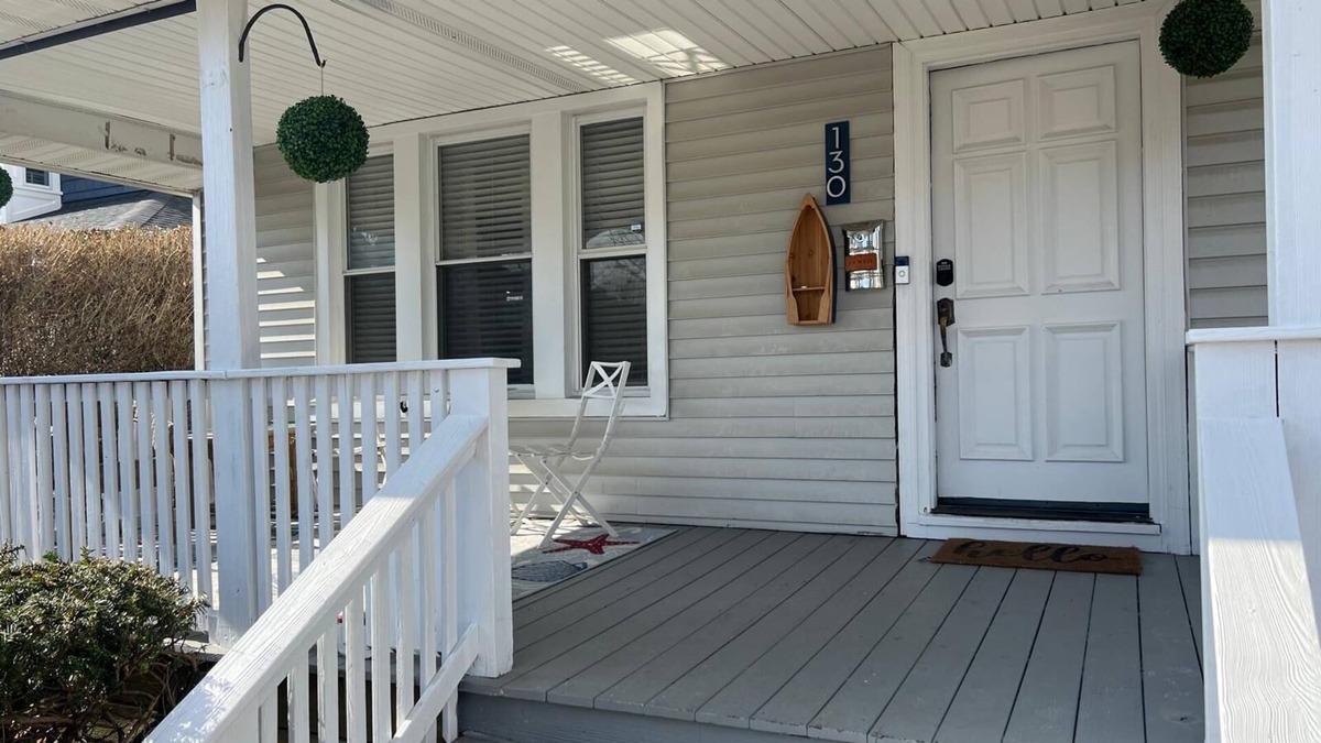 Long Branch House | 4 Private Rooms Retreat Full Floor Access