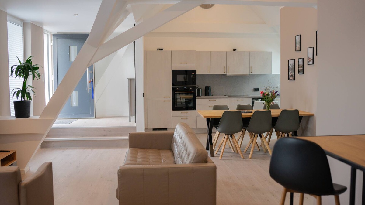 Wunsdorf Apartment | 4 room superior apartment by the lake