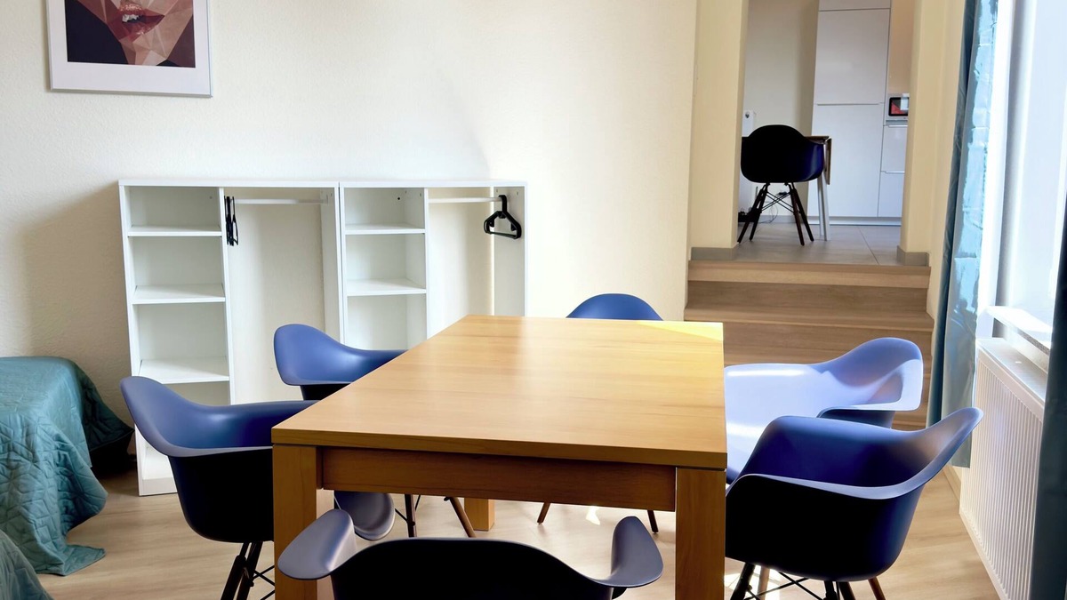 Rheinhausen Apartment | 4 Rooms/Free Parking/25 min to Düsseldorf