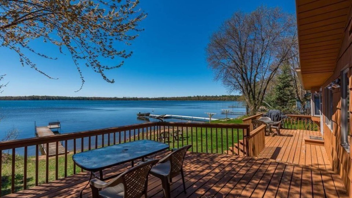 Nisswa Cabin | 4 Seasons availability, Level elevation, lake front cabin WiFi, Heat, AC