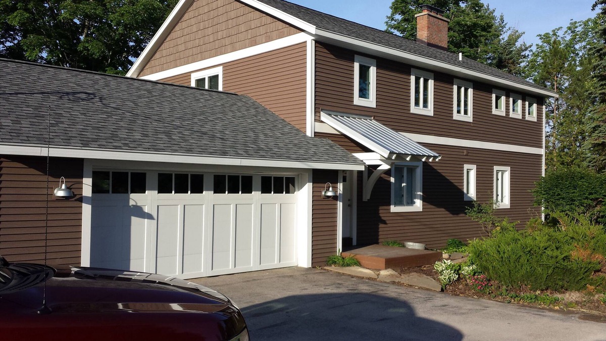 Bellaire Cottage | 4 Seasons Cottage on Clam Lake, just a short boat ride to Torch Lake