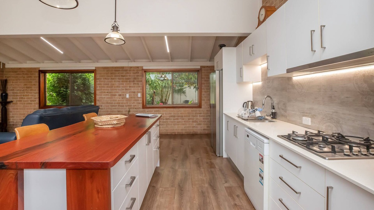 Port Macquarie House | 4 Shelly Beach Road: 2 BR, 2 BA in Port Macquarie , Sleeps 4