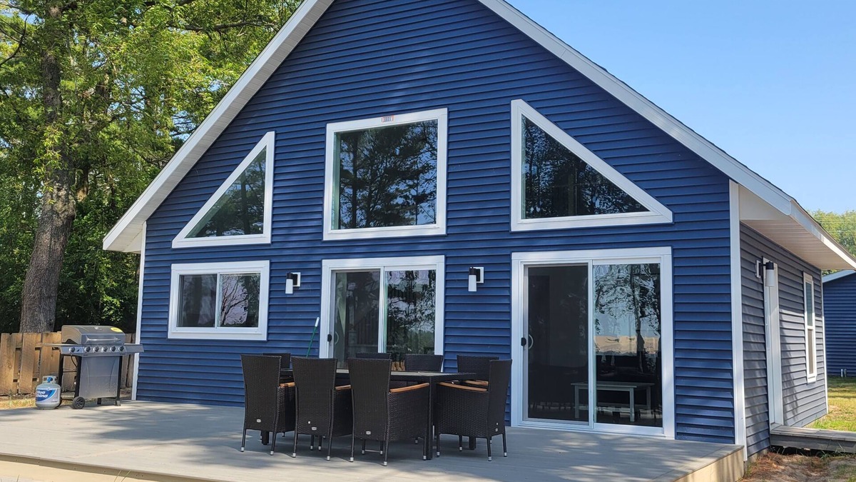 Silver Lake Cottage | 4 Silver Lake lakefront cottages