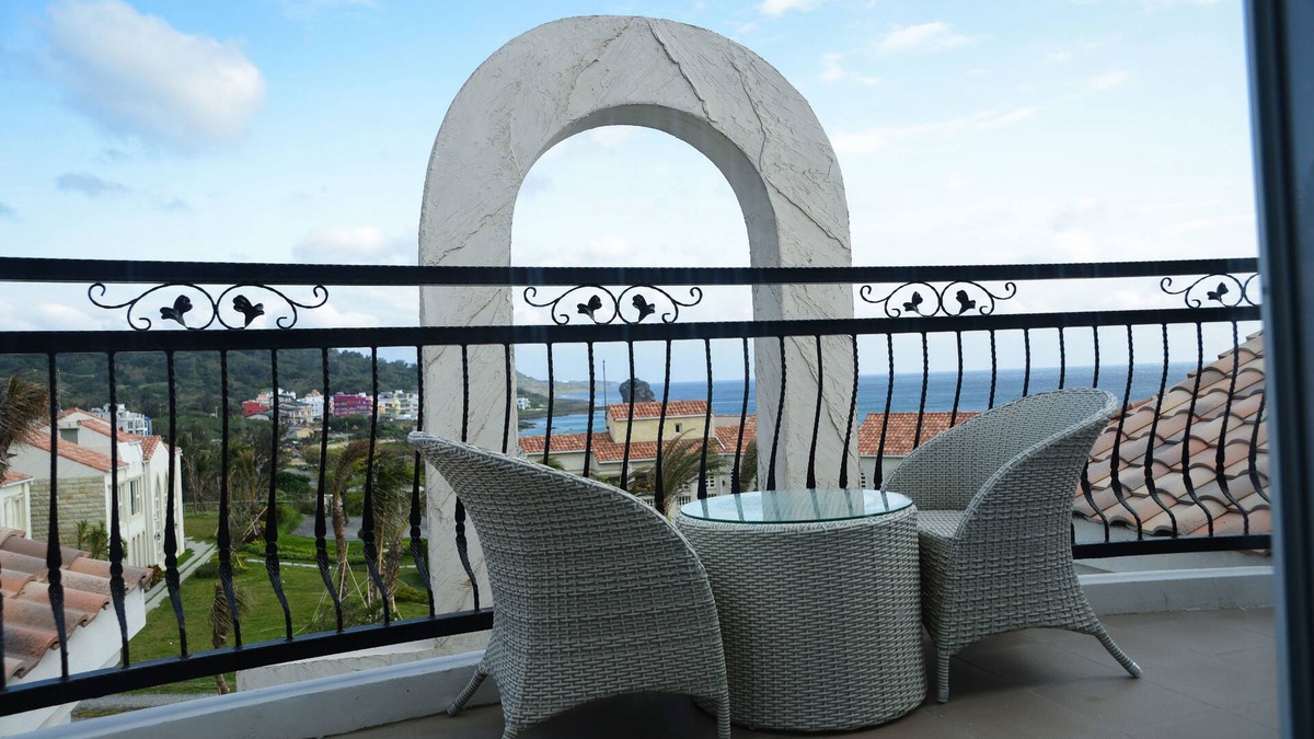 Sail Rock Beach Bed & Breakfast | 4 Sisters Villa