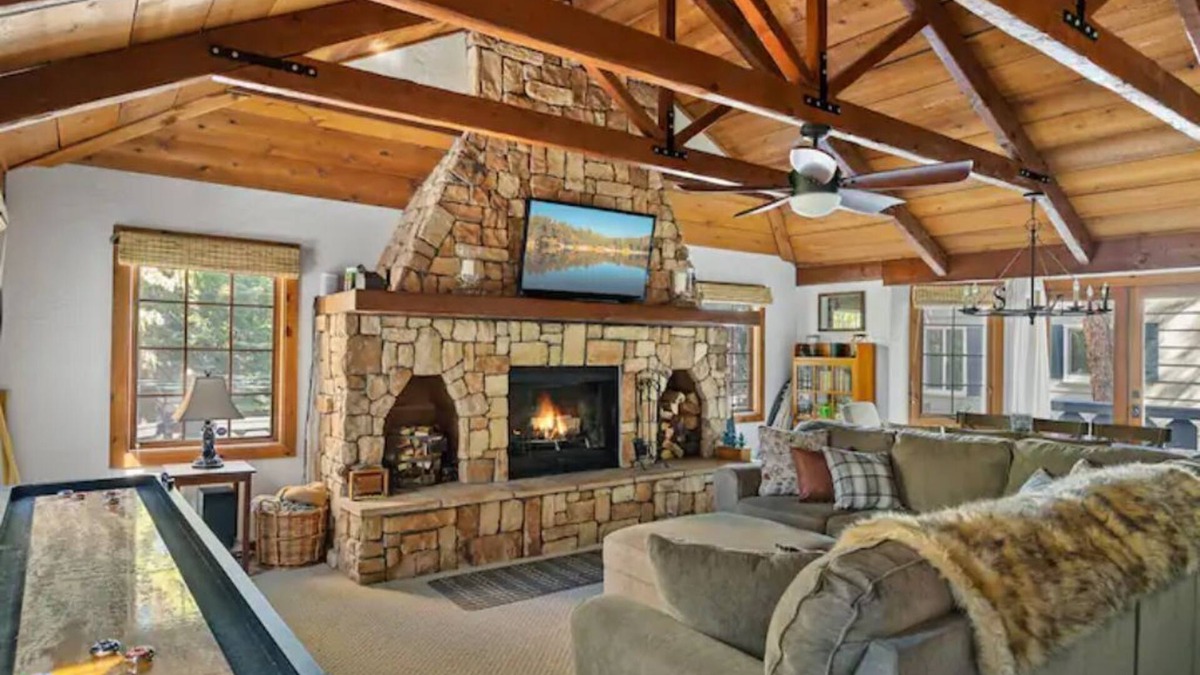 Cedar Glen House | "4 Sons"-Family Friendly Escape Steps to the Lake