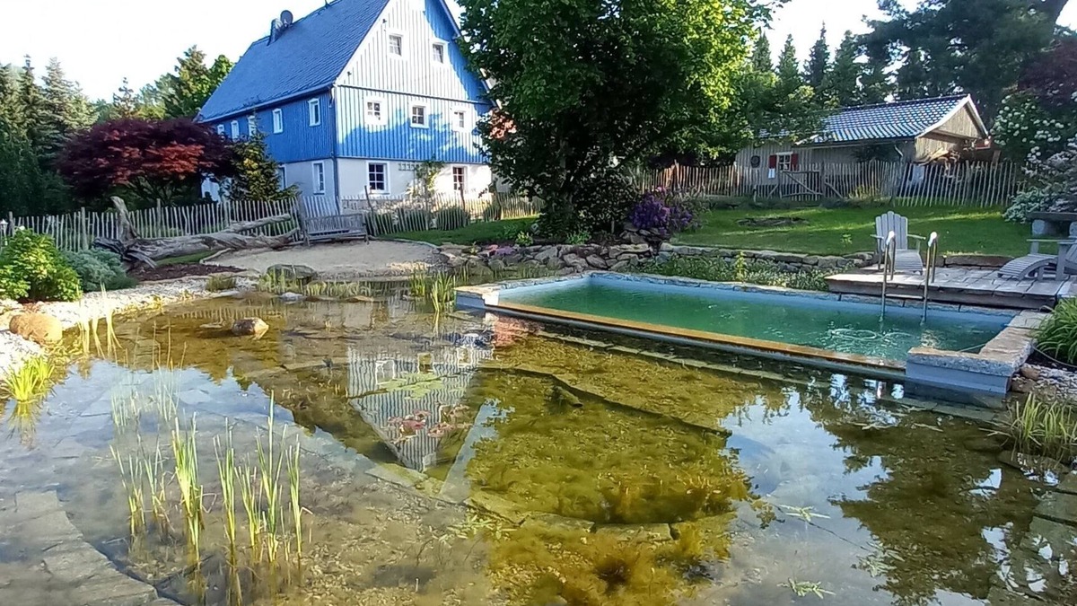 Oberrammenau Apartment | 4-star family idyll on the lake with pool, sauna and fireplace - your soul says thank you