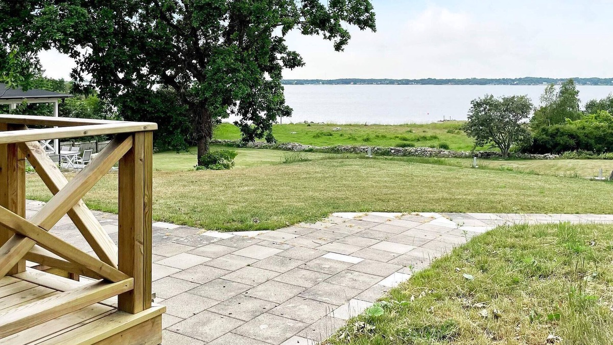 Drottningskar House | 4 star holiday home in Drottningskär