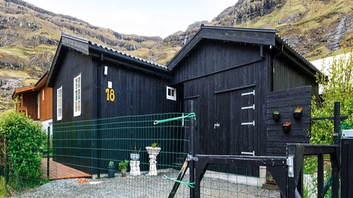 Streymoy House | 4 star holiday home in Tjørnuvík