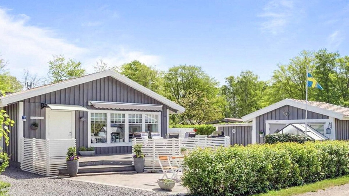 Falkvik House | 4 star holiday home in SÖLVESBORG