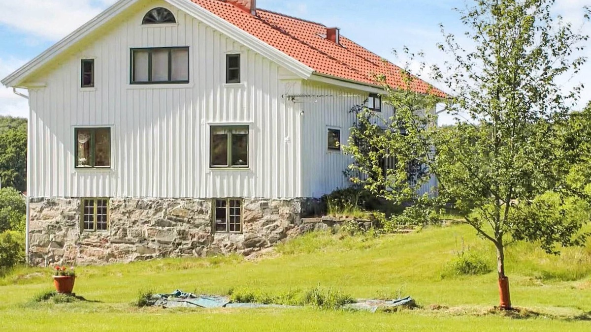 Fossen House | 4 star holiday home in UDDEVALLA