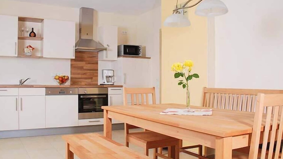 Herrieden Apartment | 4-star vacation apartment (65sqm) in the courtyard with extra terrace