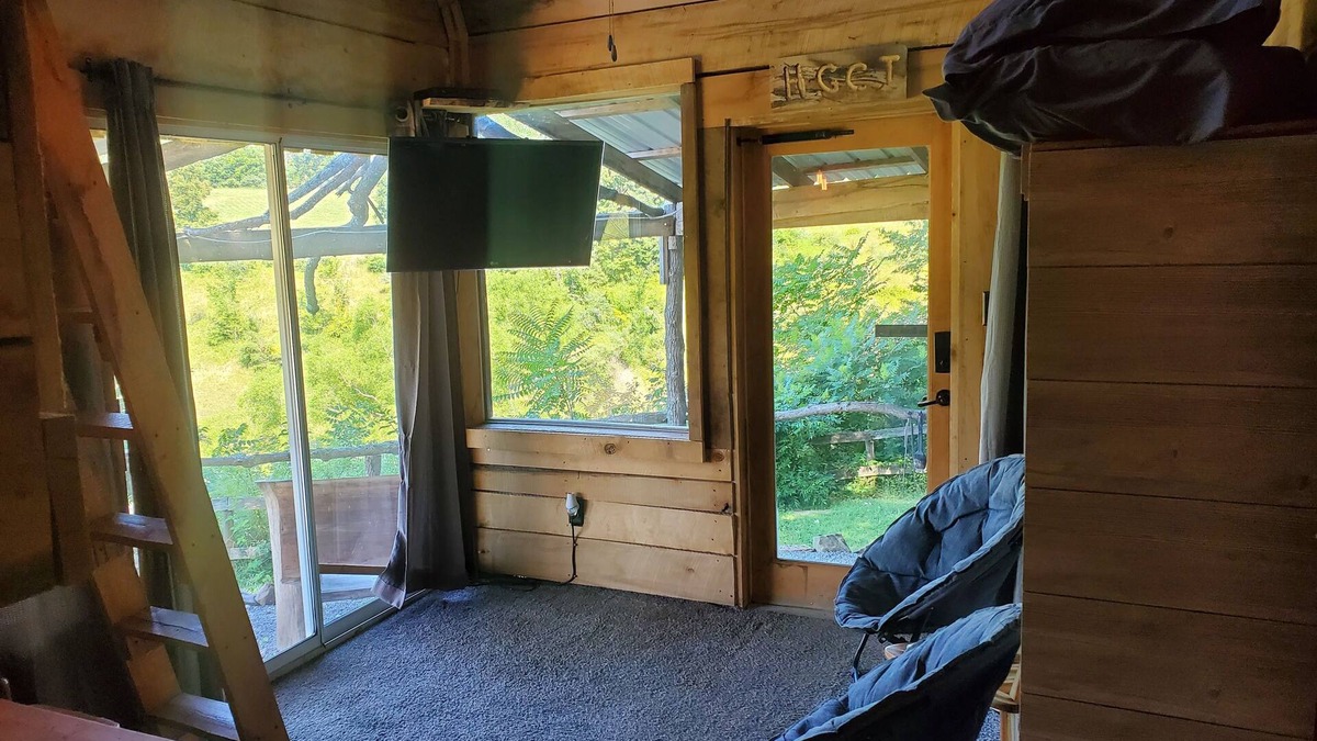 Carbon Hill Cabin | #4 the eagles nest cabin n
