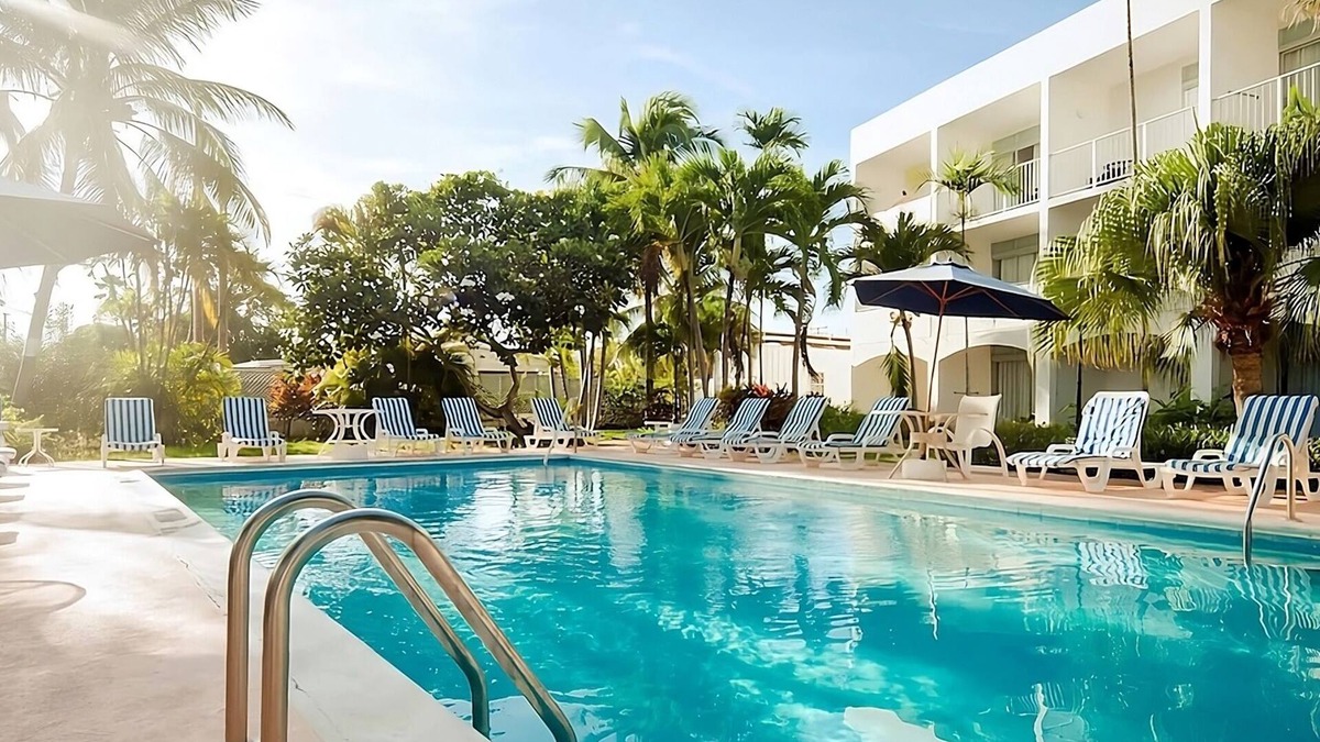 St. Lawrence Gap Apartment | 4 Upscale Units Close to Harrison's Cave Eco-Adventure Park! FREE Parking, Pool