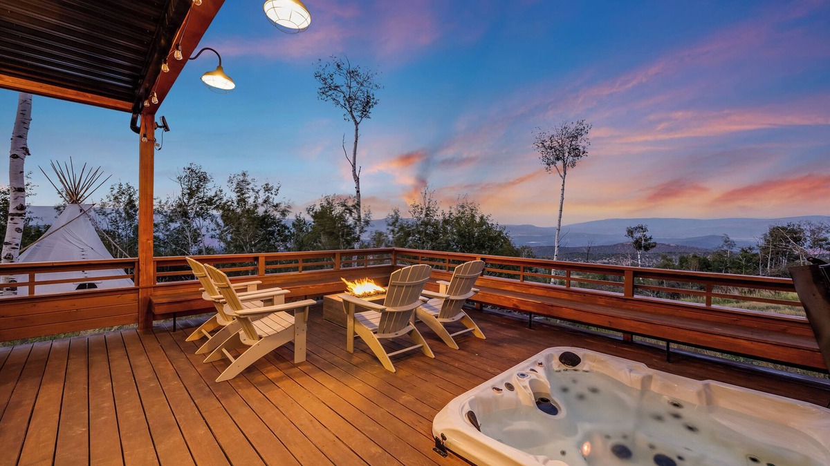 Glenwood Springs House | 40 Acres of Privacy: Mtn-View Glenwood Springs Gem