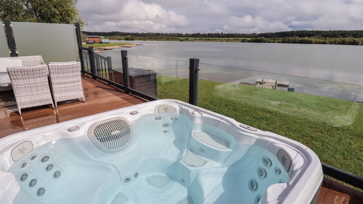 Oakmere Cottage | 40 Delamere Point