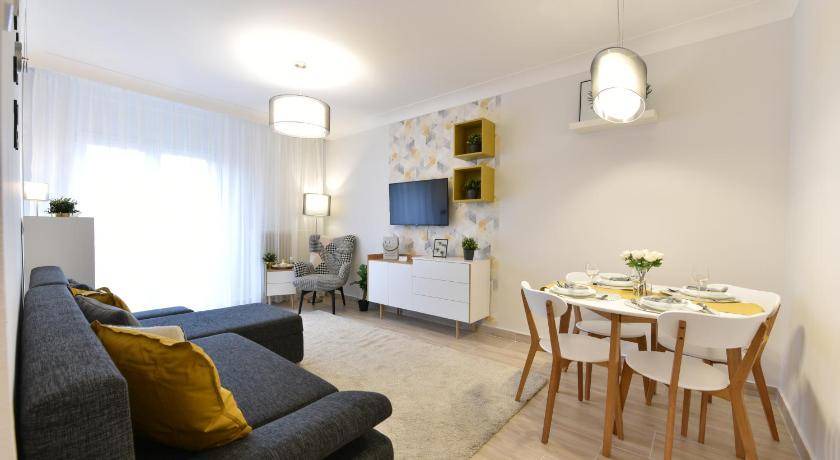Szekesfehervar Apartment | 40 m² Apartment ∙ 1 bedroom ∙ 4 guests