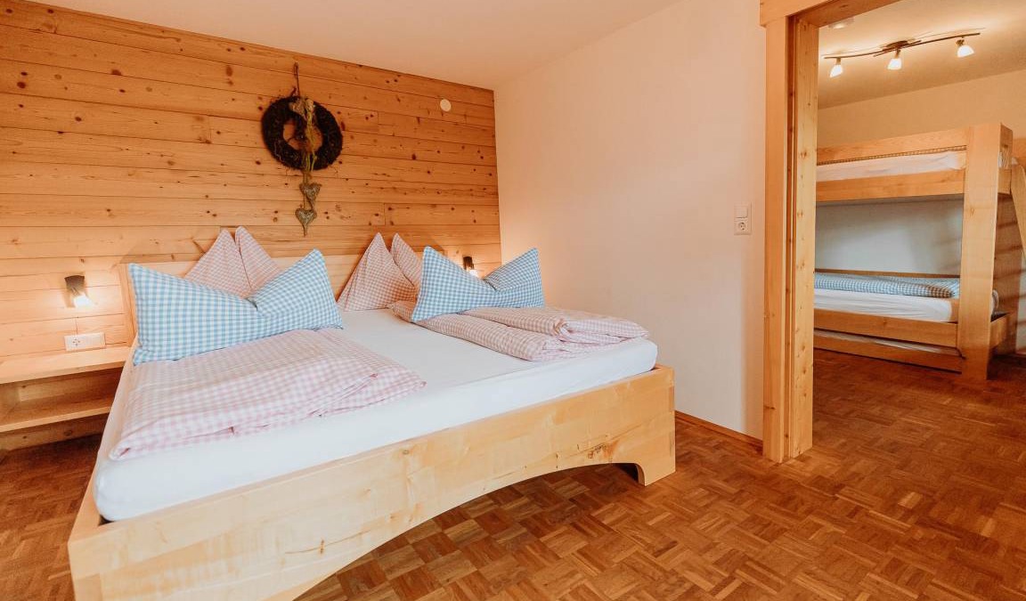Wartberg im Muerztal Hotel | 40 m² Hotel ∙ 2 bedrooms ∙ 4 guests
