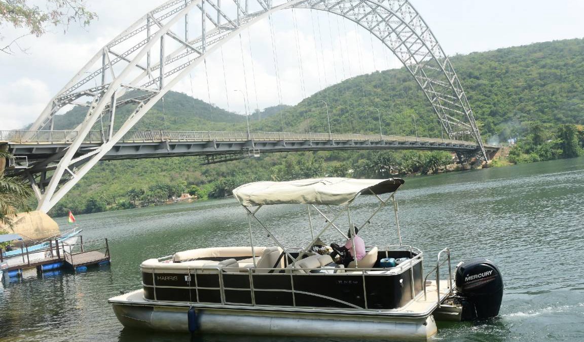 Akosombo Hotel | 40 m² Hotel ∙ 3 bedrooms ∙ 2 guests