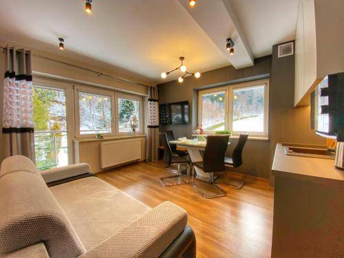 Porabka Apartment | 40 m² Serviced apartment ∙ 4 guests