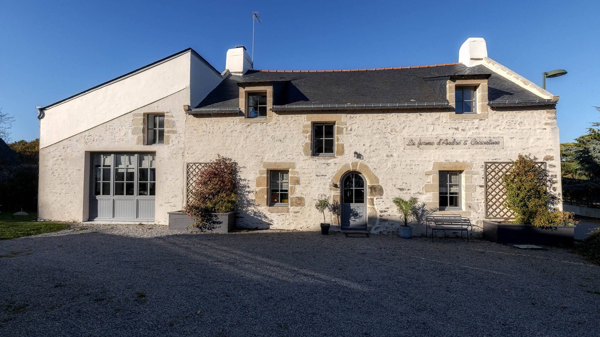 Sarzeau Cottage | 400 m from the sea and Duer beach (Golfe du Morbihan) Magnificent Longère (traditional farmhouse)