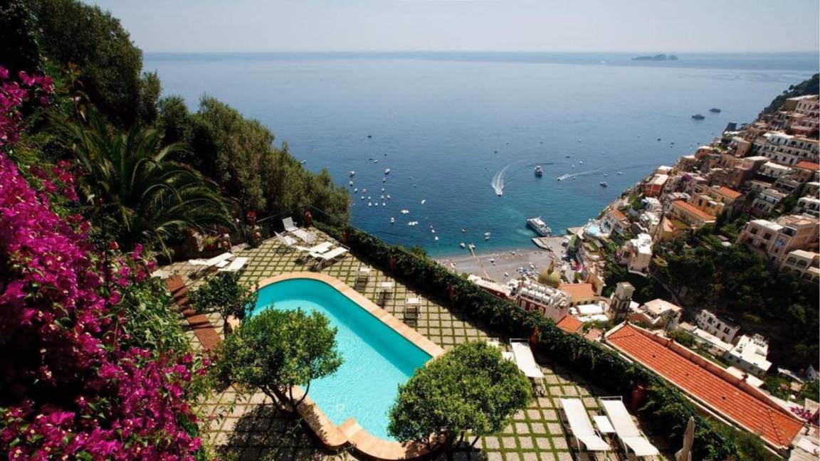 Positano Villa | 400 m² Villa ∙ 8 bedrooms ∙ 16 guests