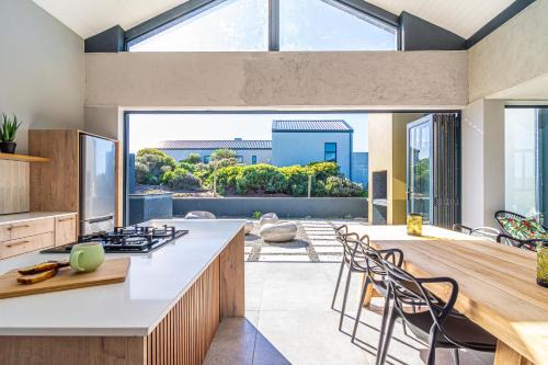 Gansbaai House | 401 Kingfisher