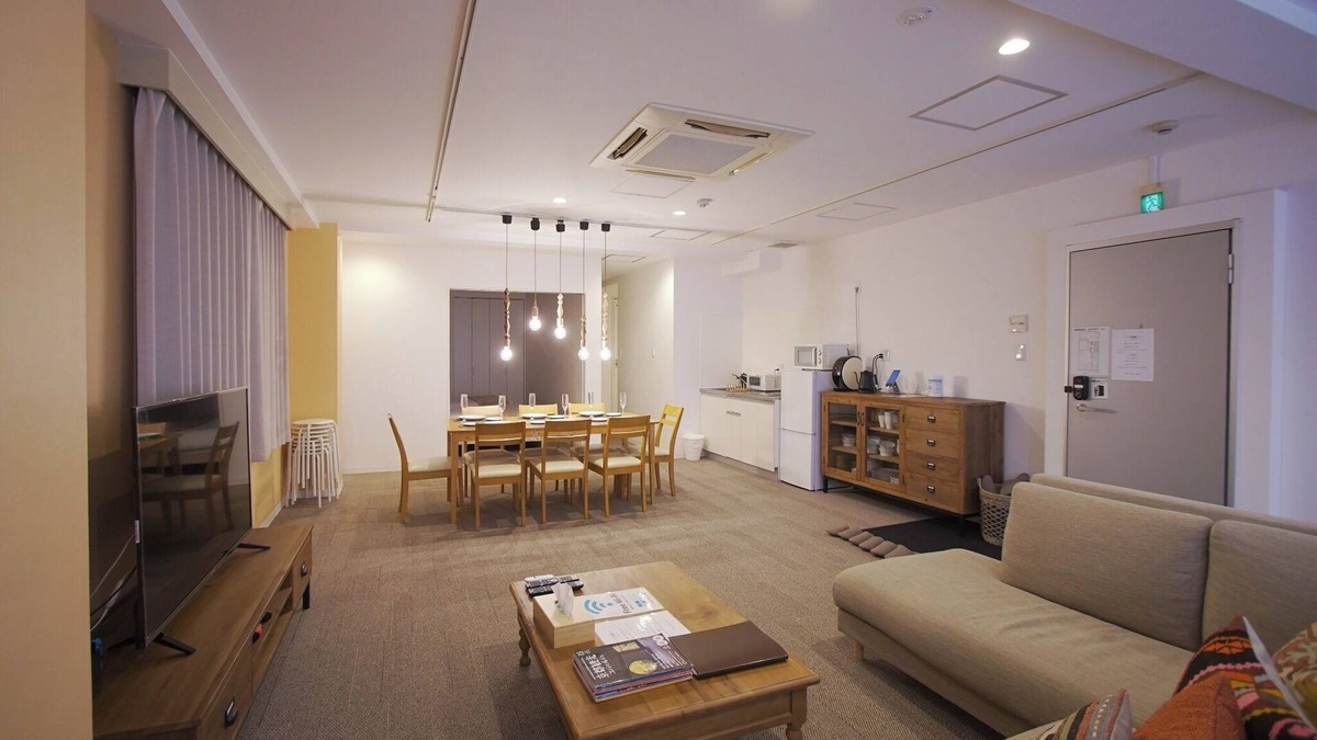 Kita Apartment | 401 Osakas largest private room 120 square met/Osaka Ōsaka