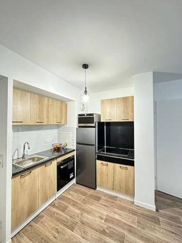 Carrieres-sous-Poissy Apartment | 41 m² Apartment ∙ 1 bedroom ∙ 3 guests