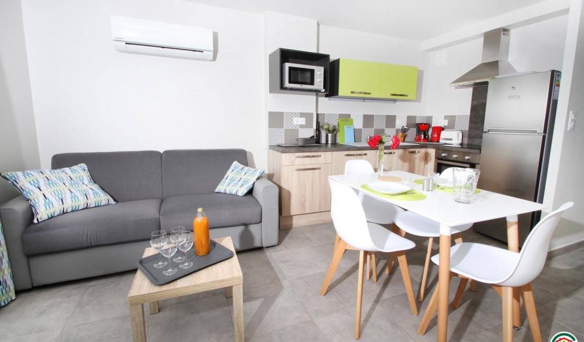 Larnage House | 41 m² Gîte ∙ 1 bedroom ∙ 2 guests