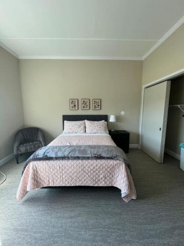 Morgan Apartment | 410 Modern Brand New Studio Apartment