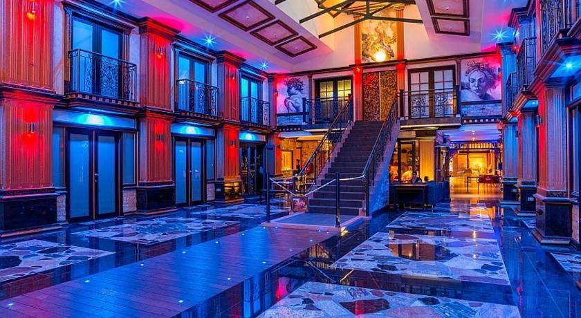 Ettalong Beach Hotel | 42 m² Hotel ∙ 2 bedrooms ∙ 127 guests