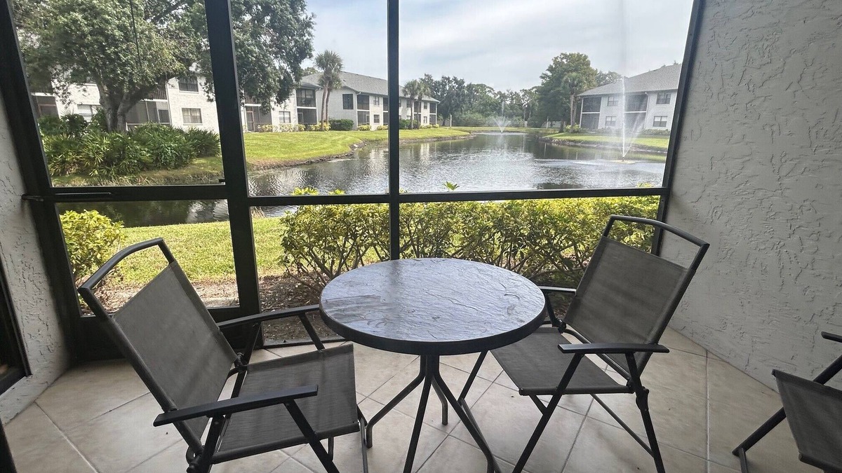 South Bradenton Condo | 4203 -Charming 2-bedroom condo with gorgeous view - near beaches and IMG Academy