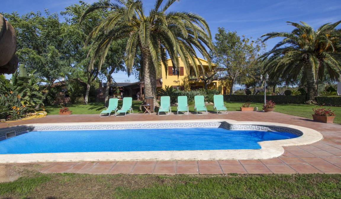 La Selva del Camp Villa | 4250 m² Villa ∙ 5 bedrooms ∙ 14 guests