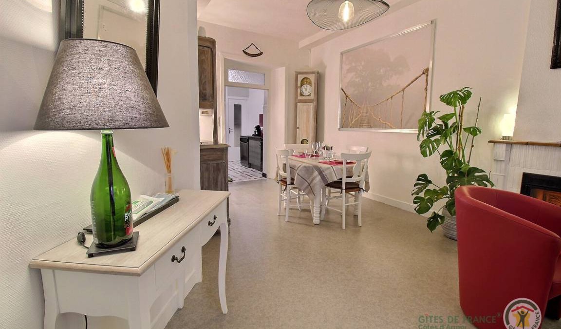 Plancoet House | 43 m² Gîte ∙ 1 bedroom ∙ 2 guests