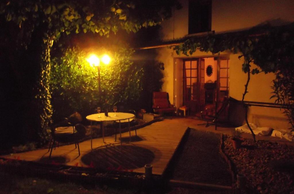 Menesplet Bed & Breakfast | 43 Rue des Quarts