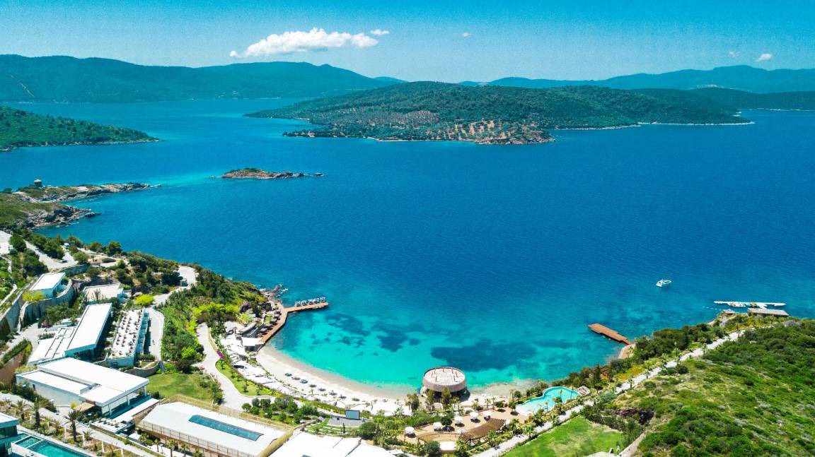 Milas Hotel | 430 m² Hotel ∙ 4 bedrooms ∙ 127 guests