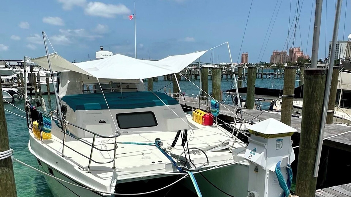 Downtown Nassau Boat Rental | 44 foot motor catamaran