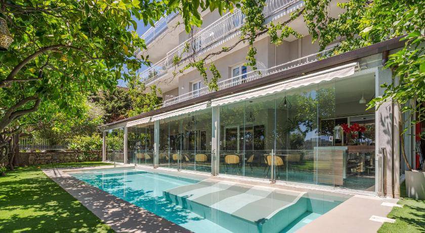 Mazzeo Hotel | 44 m² Hotel ∙ 127 guests